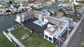 WindWater Hotel and Marina